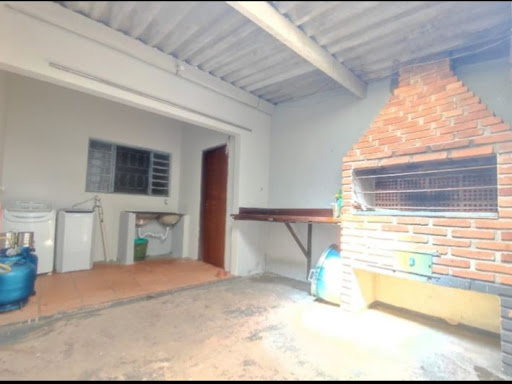 Casa à venda com 3 quartos, 190m² - Foto 1