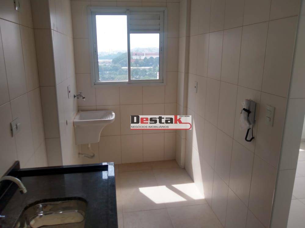 Apartamento à venda com 2 quartos, 46m² - Foto 12