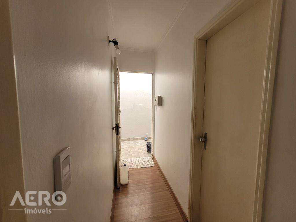 Casa à venda com 2 quartos, 126m² - Foto 27