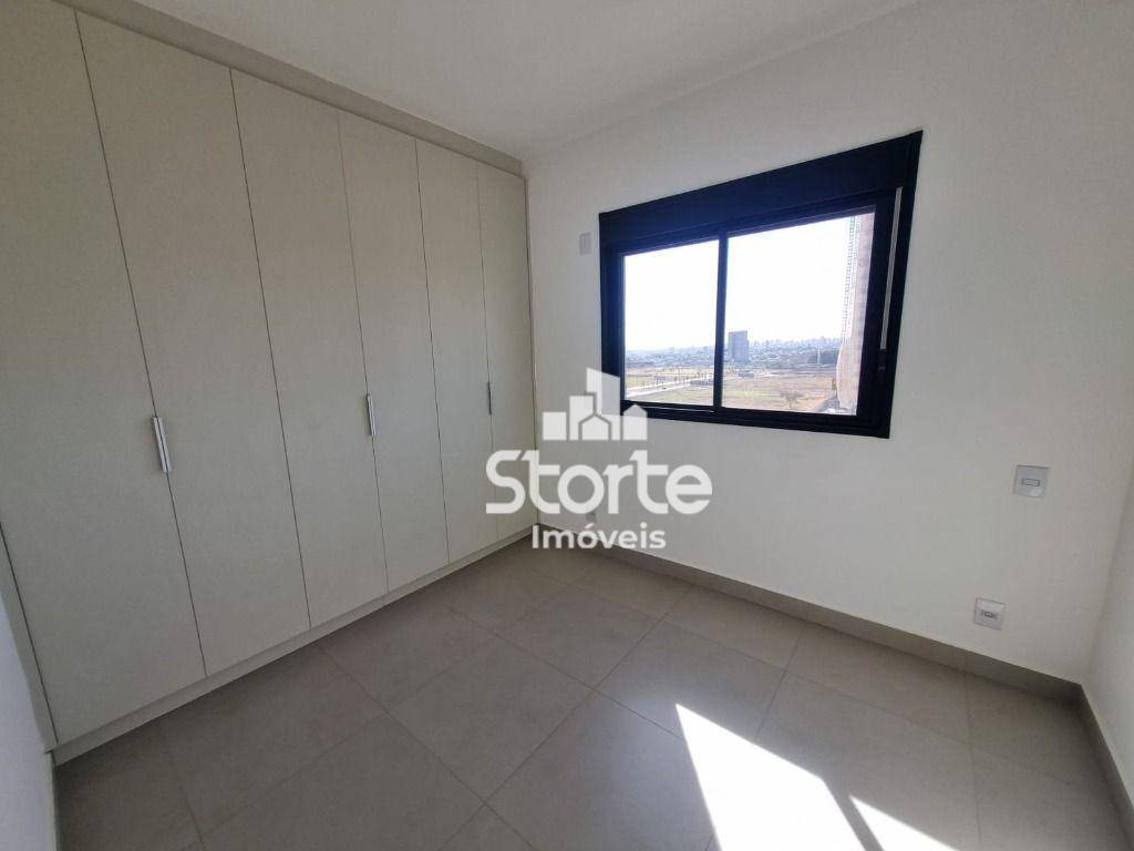 Apartamento para alugar com 3 quartos, 81m² - Foto 7