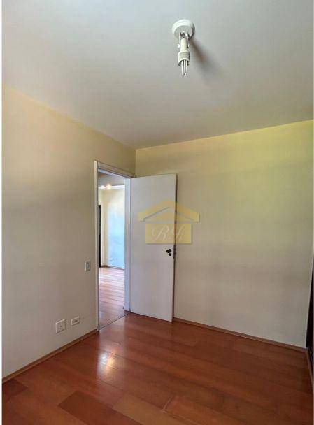 Apartamento à venda com 2 quartos, 65m² - Foto 4