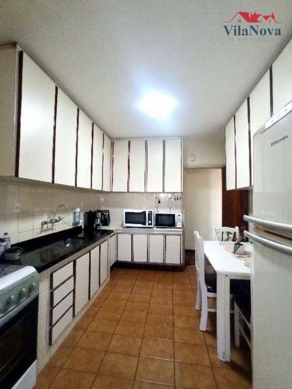 Apartamento à venda com 3 quartos, 120m² - Foto 13