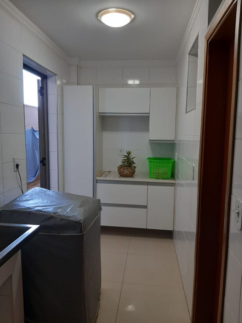 Apartamento à venda com 3 quartos, 124m² - Foto 6