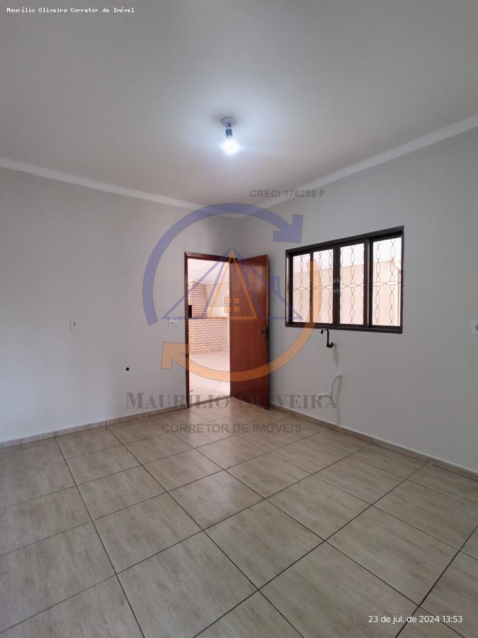 Casa à venda com 3 quartos, 264m² - Foto 17