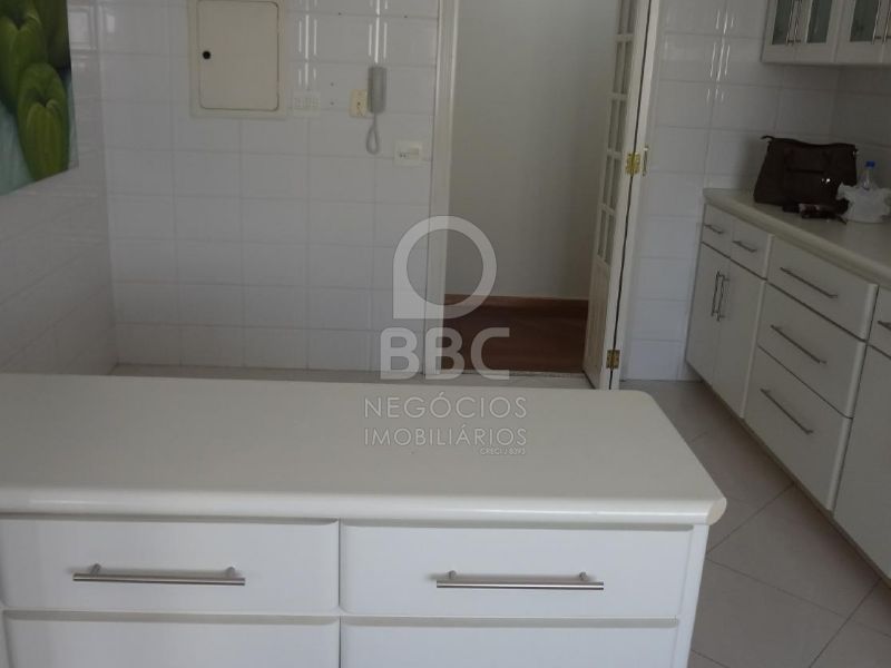 Apartamento à venda com 3 quartos, 125m² - Foto 9