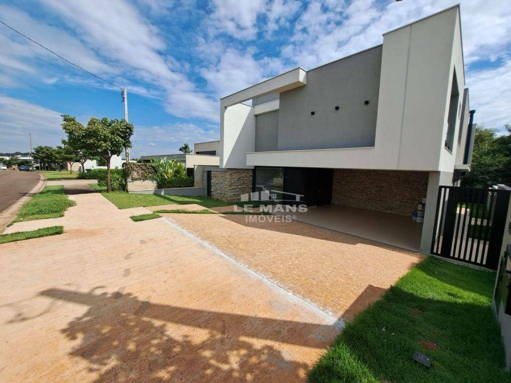 Casa de Condomínio à venda com 4 quartos, 330m² - Foto 1