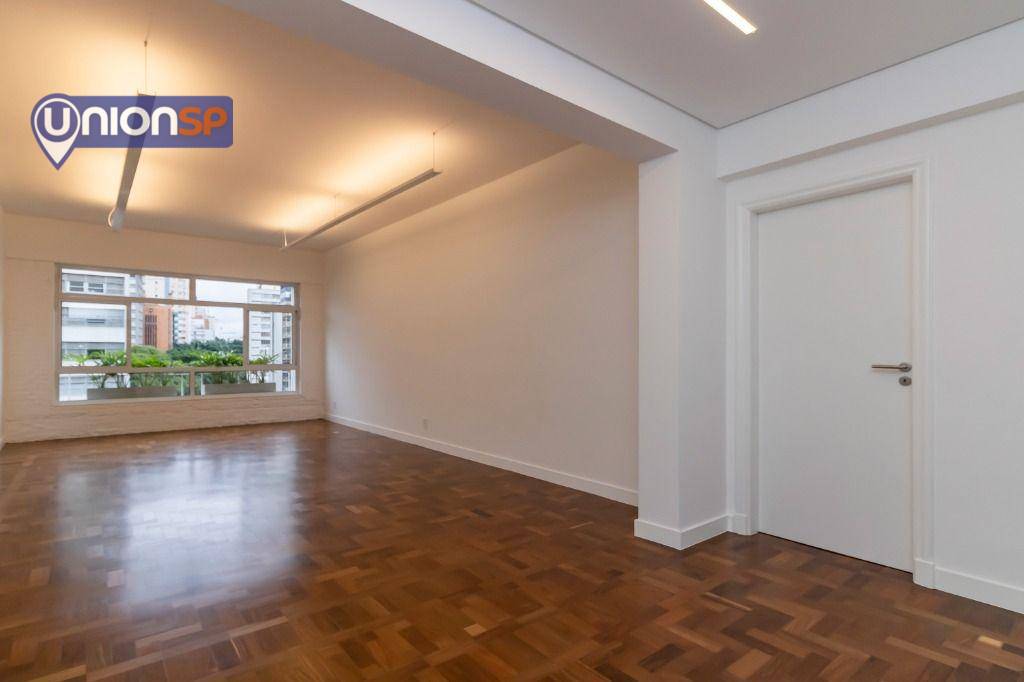 Apartamento à venda com 3 quartos, 239m² - Foto 18