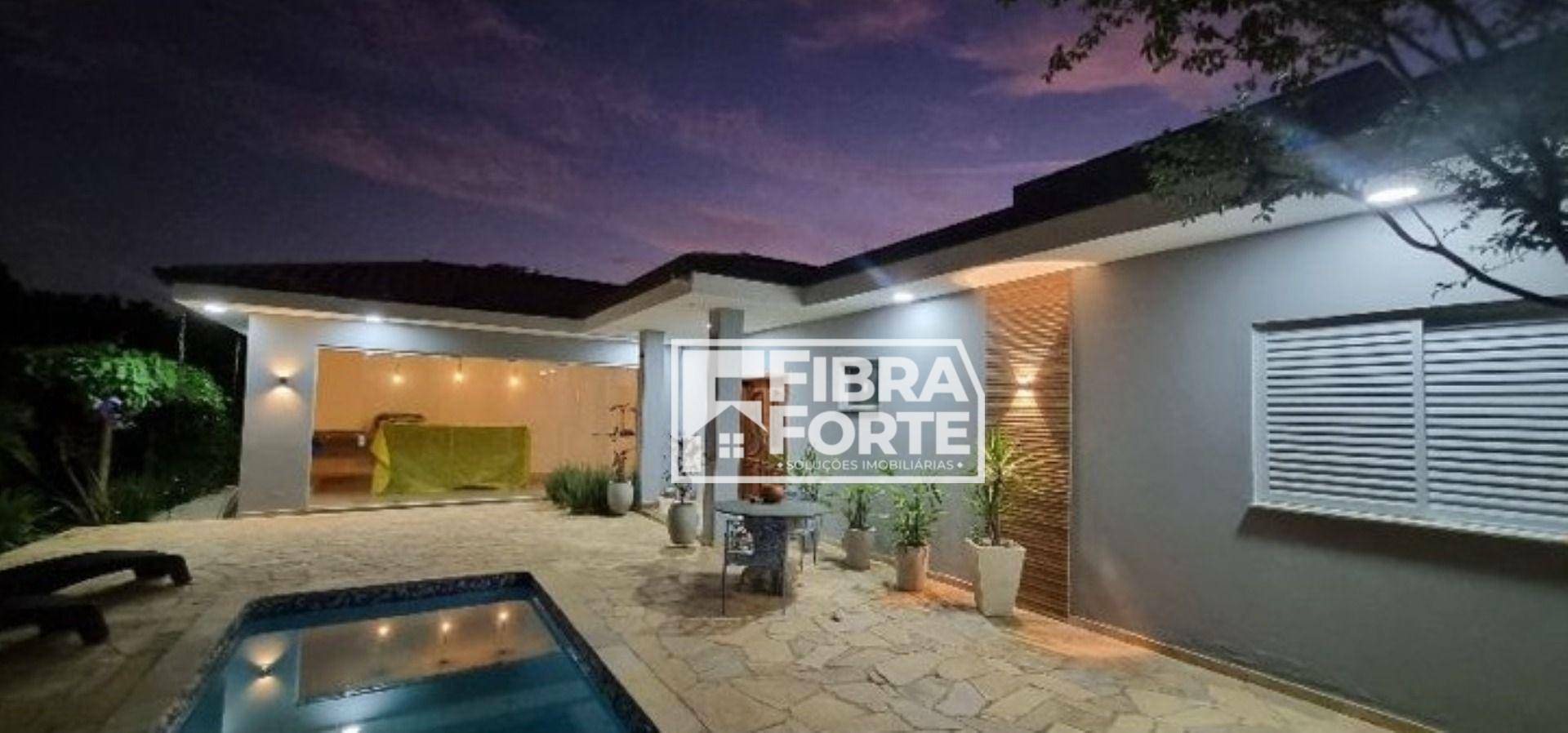 Chácara à venda com 3 quartos, 200m² - Foto 2