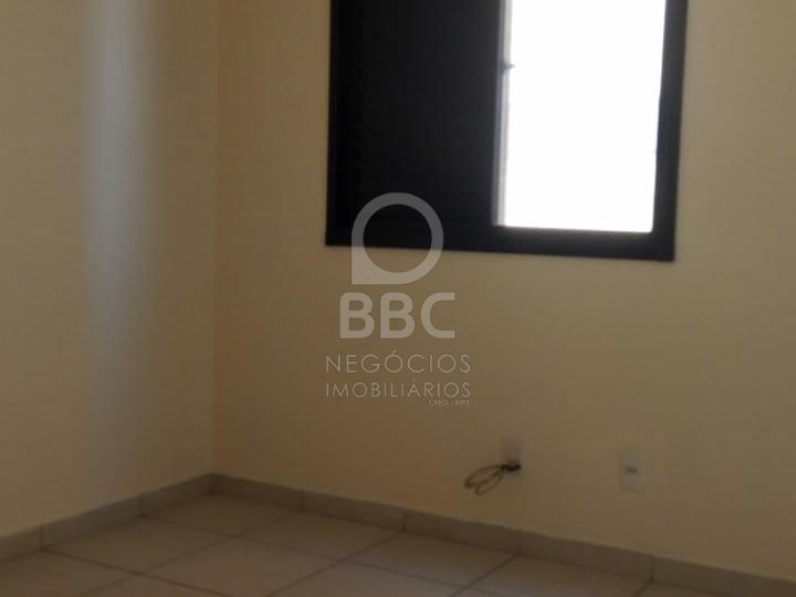 Apartamento à venda com 3 quartos, 86m² - Foto 18