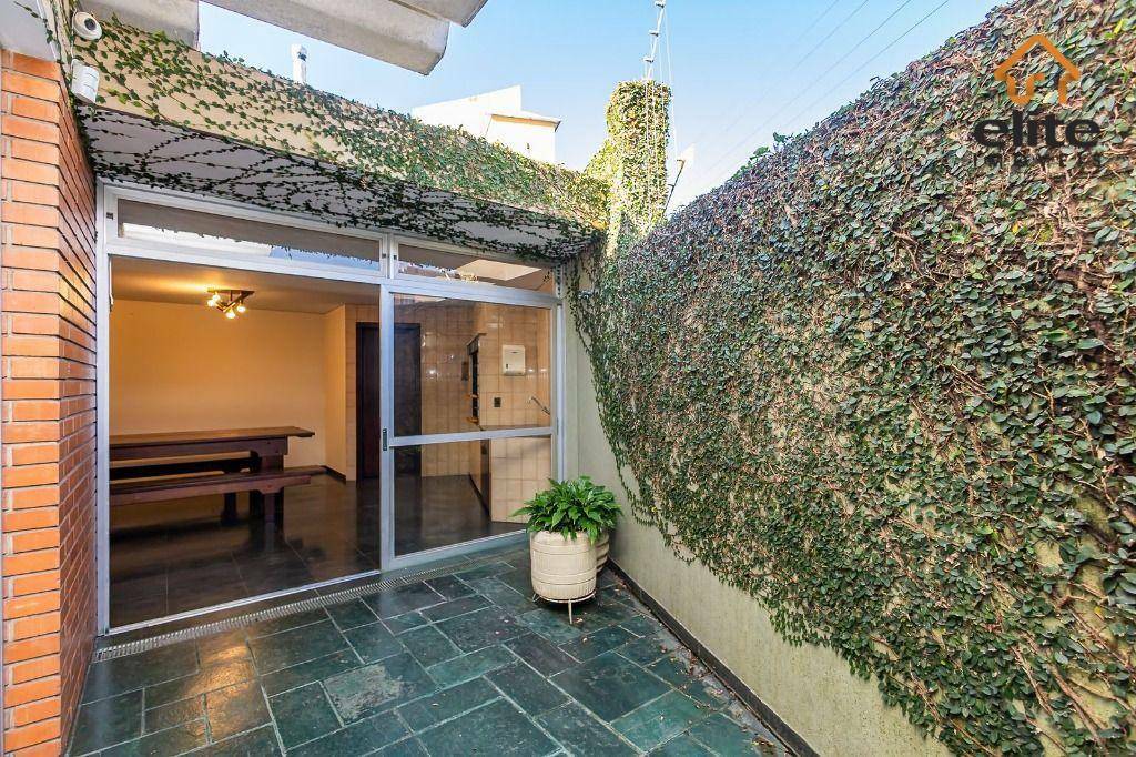 Casa à venda e aluguel com 4 quartos, 352m² - Foto 50
