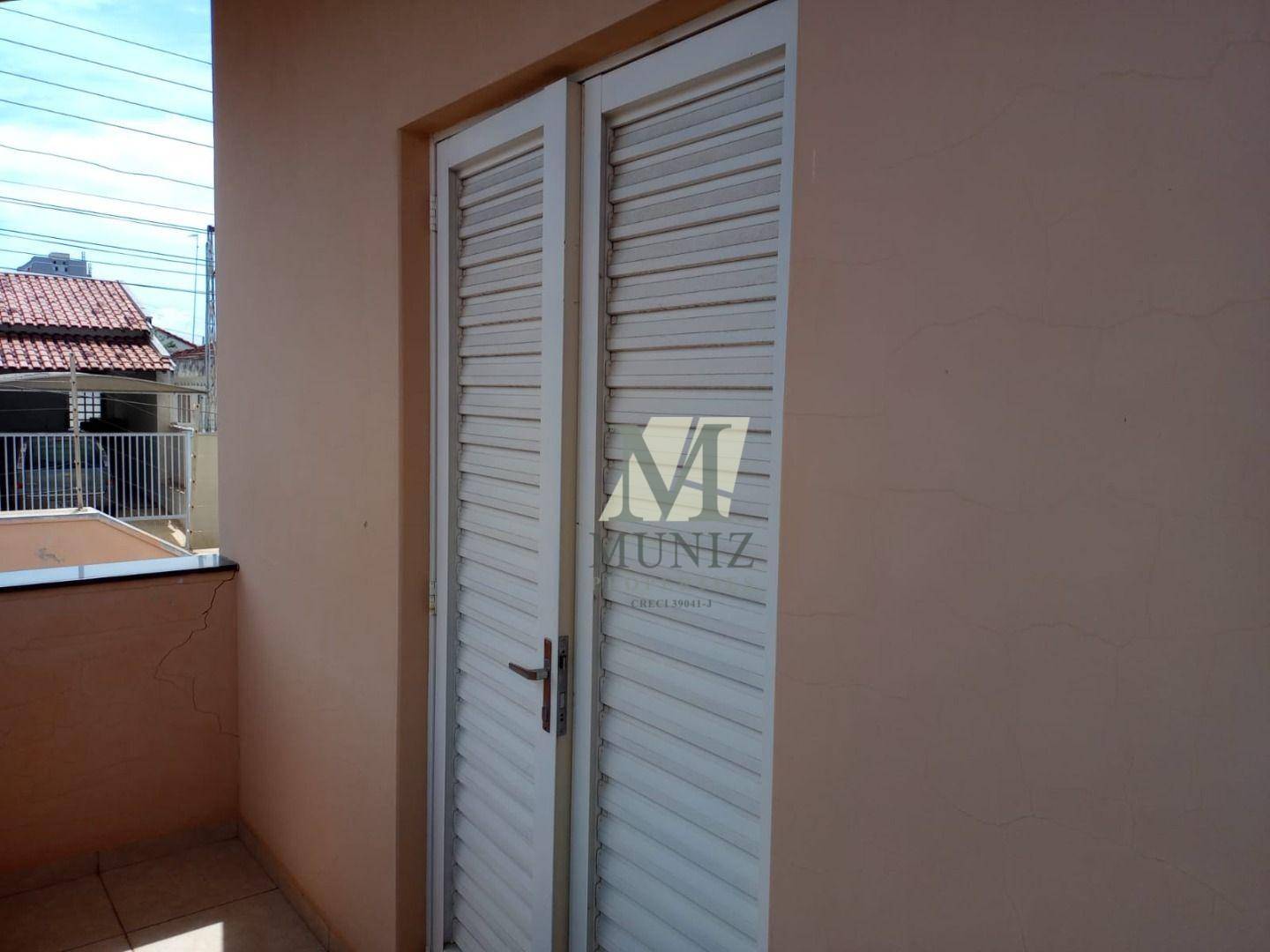 Casa à venda com 4 quartos, 250m² - Foto 22