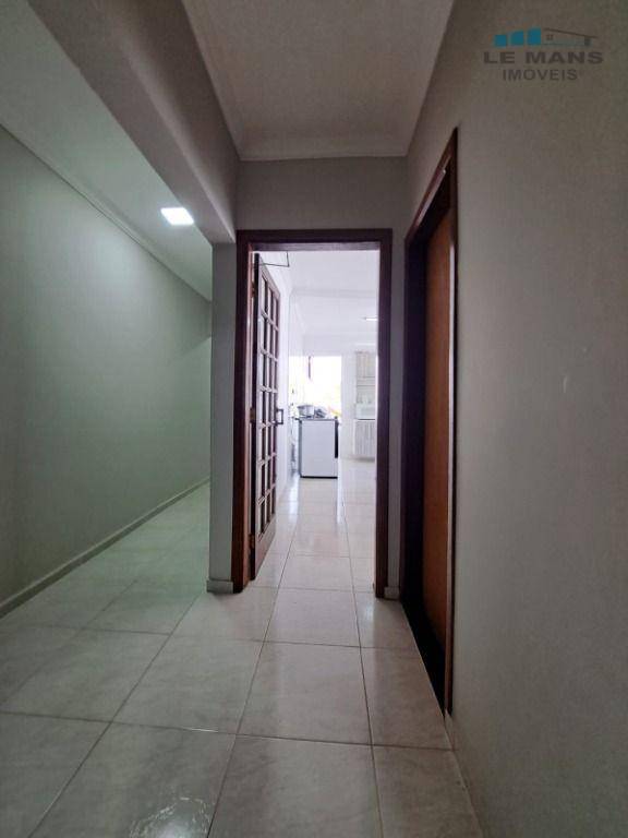 Casa à venda com 3 quartos, 150m² - Foto 8