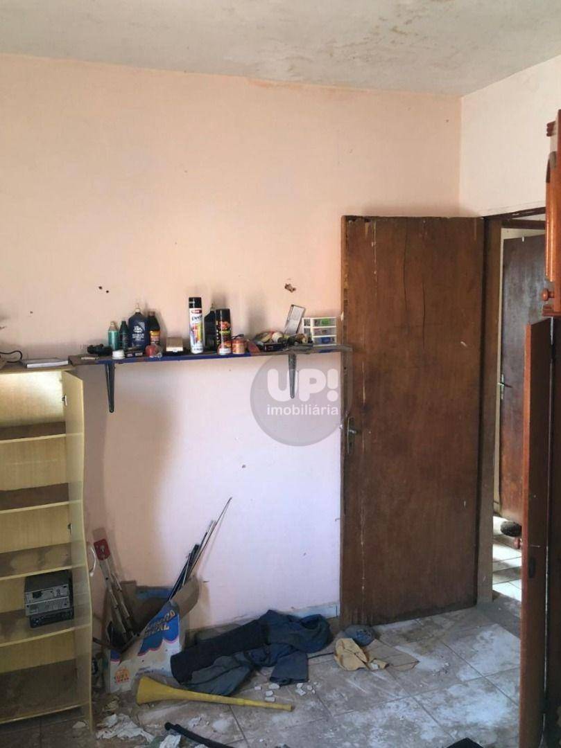 Casa à venda com 3 quartos, 100m² - Foto 14