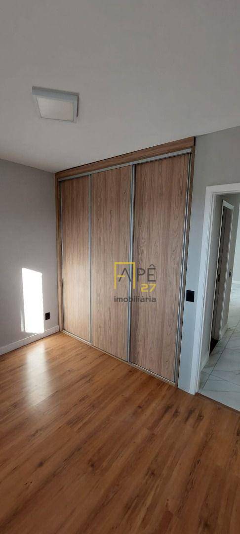 Apartamento à venda com 3 quartos, 72m² - Foto 3