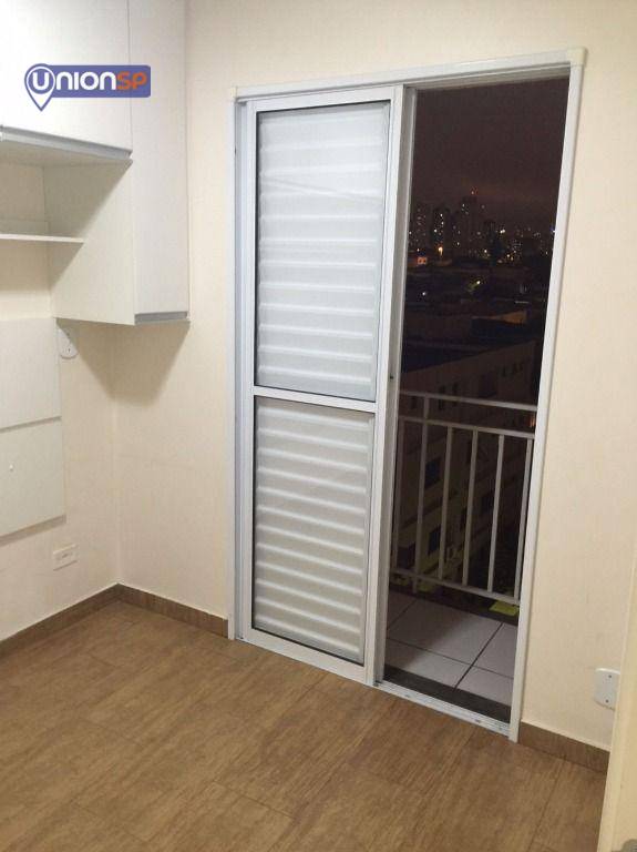 Apartamento à venda com 1 quarto, 40m² - Foto 2