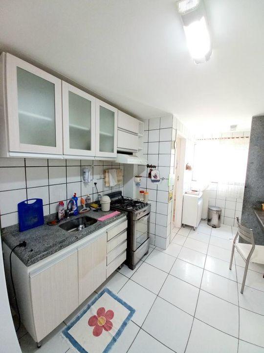 Apartamento à venda com 3 quartos, 98m² - Foto 7