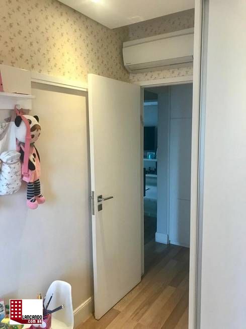 Apartamento à venda com 3 quartos, 120m² - Foto 4