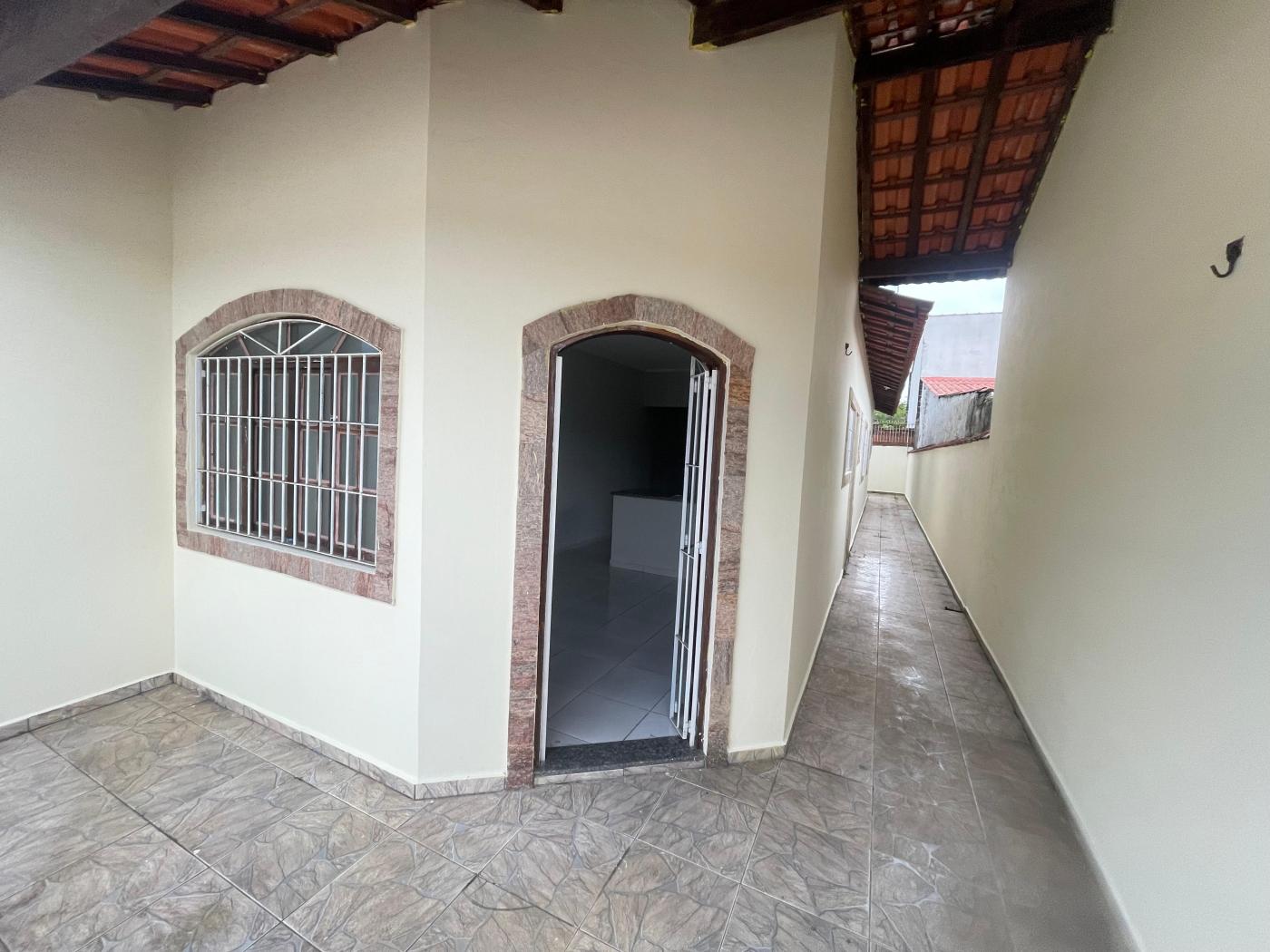 Casa à venda com 2 quartos, 125m² - Foto 3