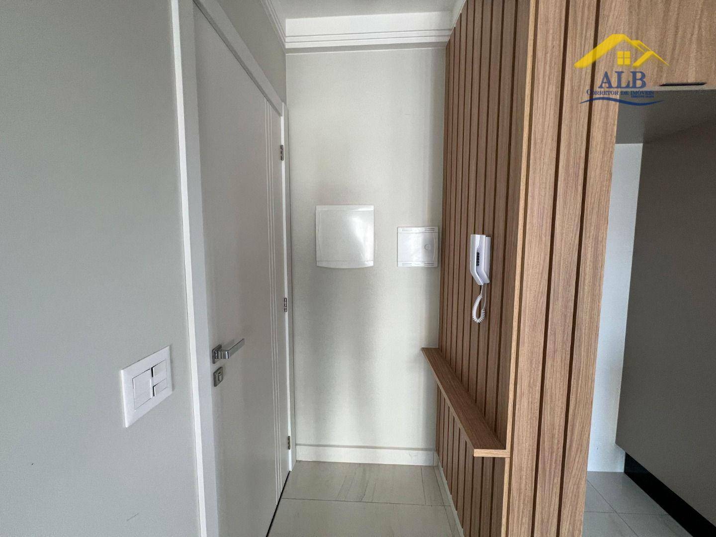 Apartamento para alugar com 3 quartos, 83m² - Foto 7