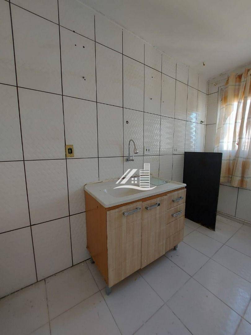 Apartamento à venda com 2 quartos, 48m² - Foto 3