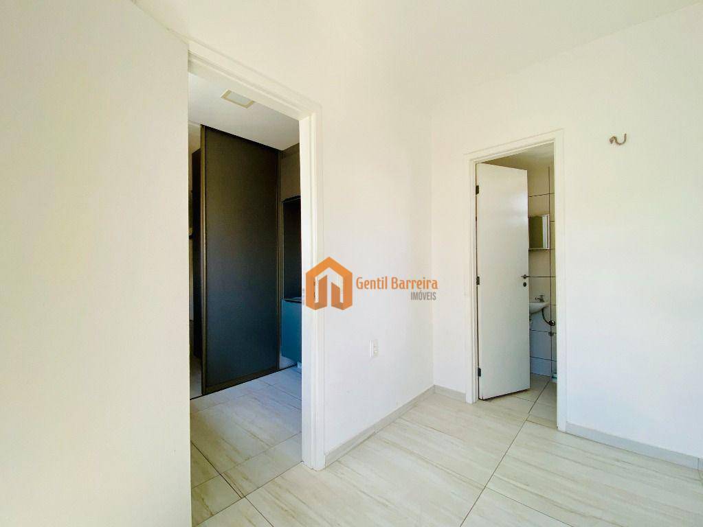 Apartamento à venda com 3 quartos, 165m² - Foto 17