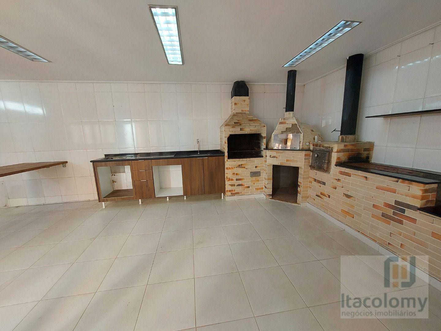 Casa de Condomínio para alugar com 3 quartos, 180m² - Foto 7