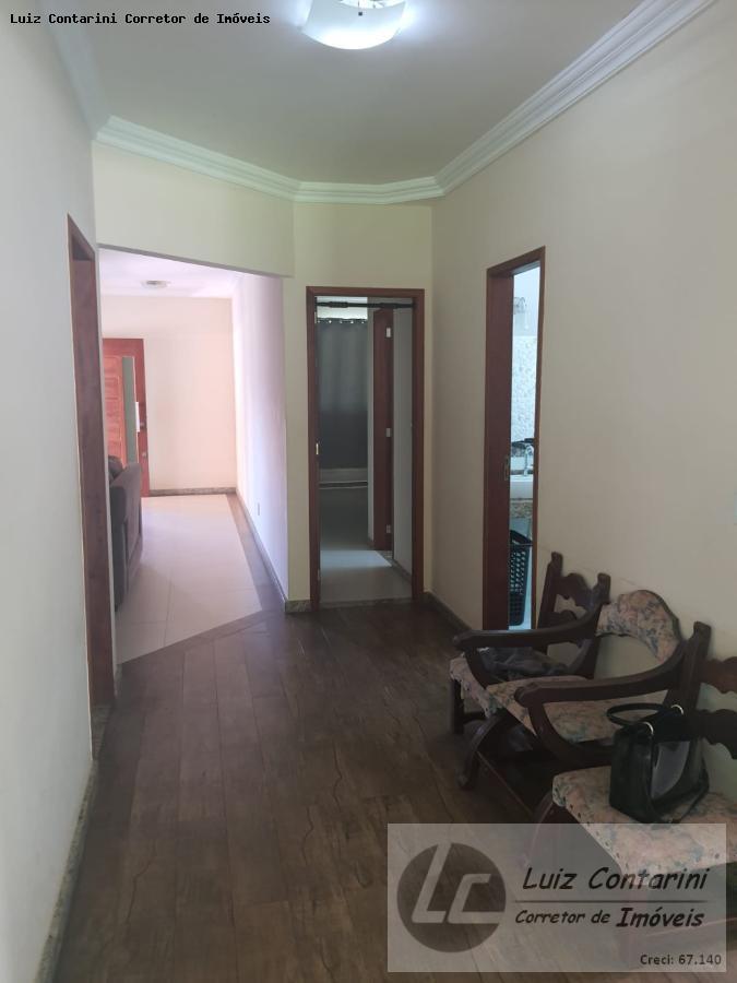 Casa à venda com 3 quartos, 570m² - Foto 3