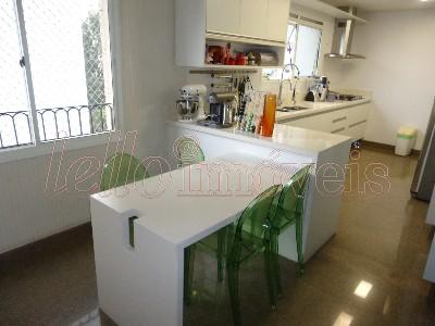 Apartamento para alugar com 2 quartos, 250m² - Foto 11