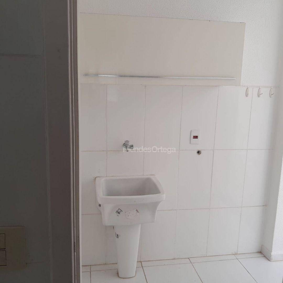 Casa de Condomínio para alugar com 3 quartos, 136m² - Foto 11