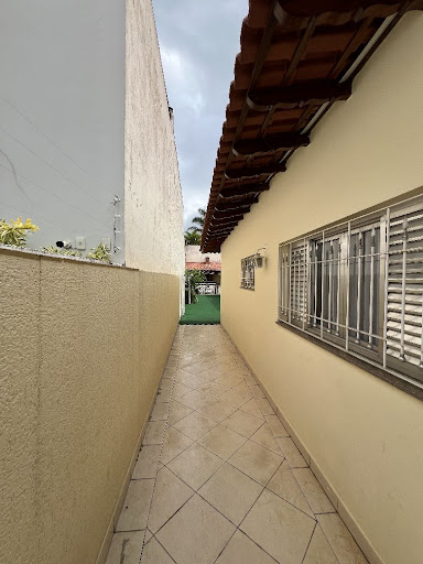 Casa à venda com 4 quartos, 250m² - Foto 22