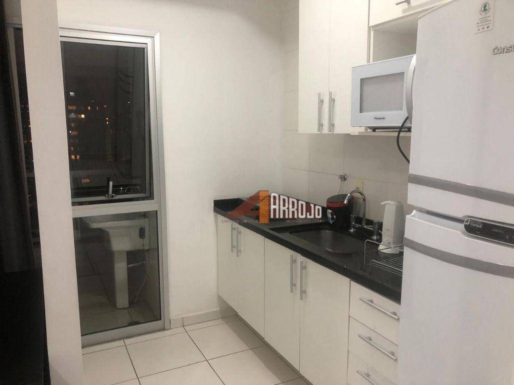 Apartamento para alugar com 1 quarto, 37m² - Foto 11