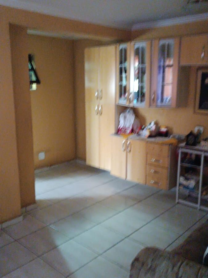 Sobrado à venda com 3 quartos, 196m² - Foto 12