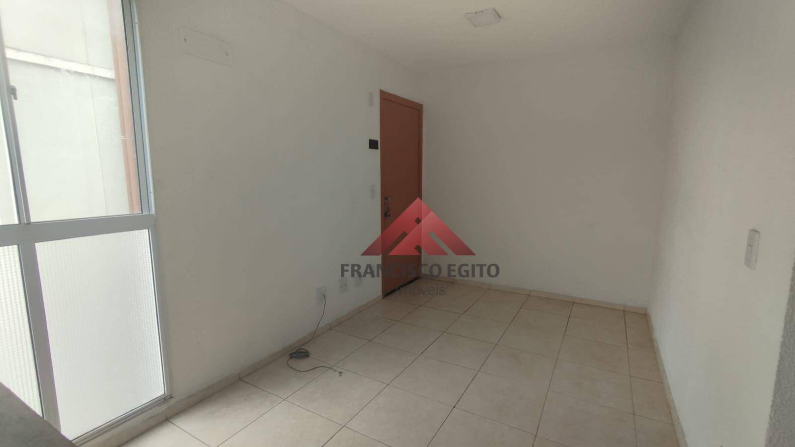 Apartamento para alugar com 2 quartos, 42m² - Foto 2