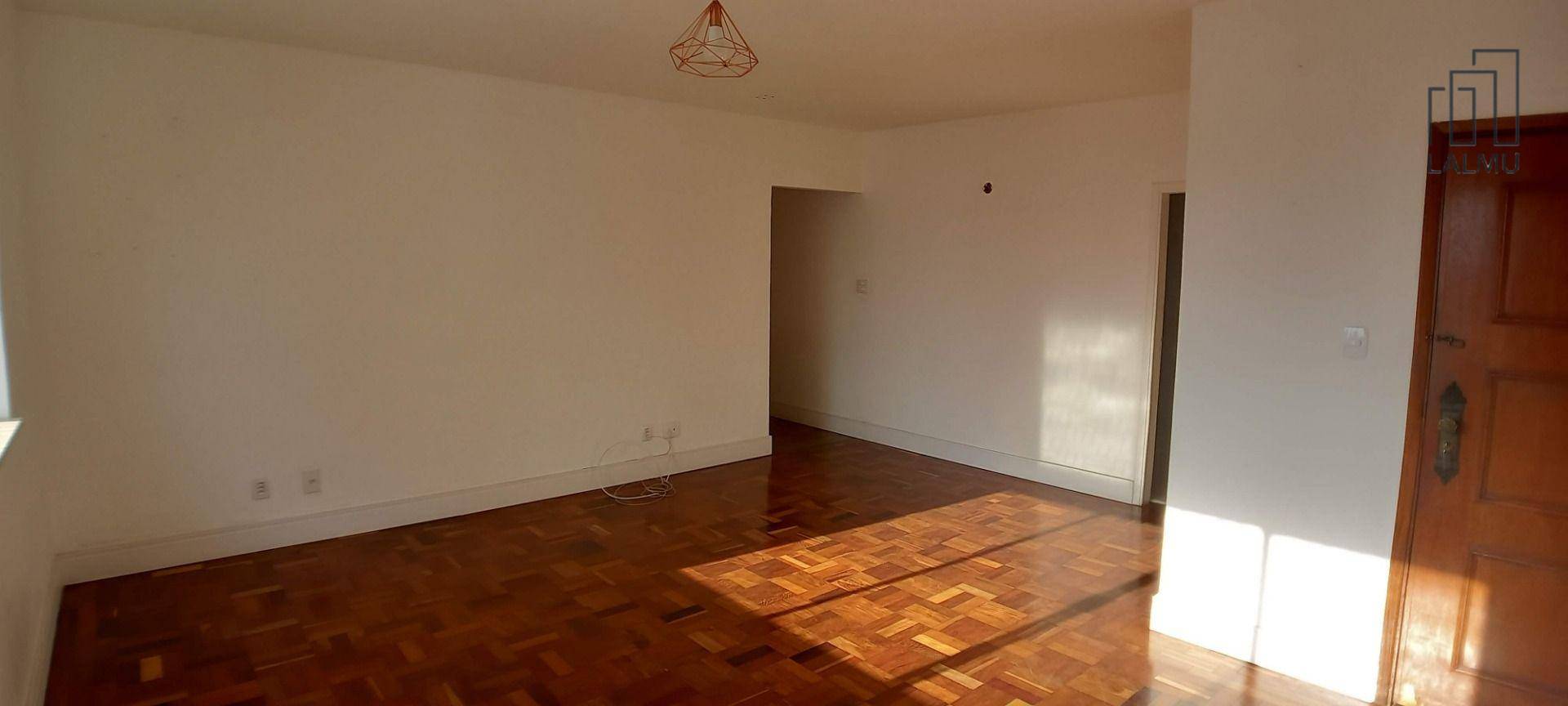 Apartamento para alugar com 3 quartos, 114m² - Foto 19