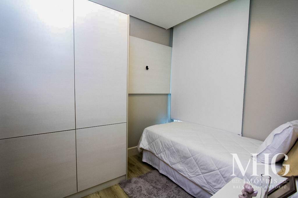 Apartamento à venda com 4 quartos, 207m² - Foto 27