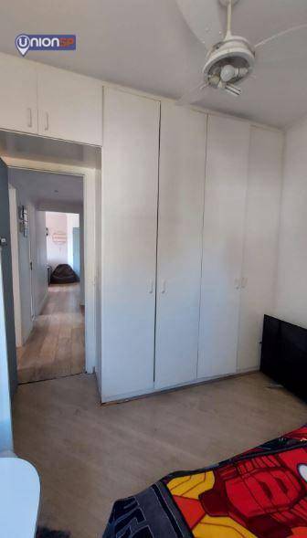 Apartamento à venda com 3 quartos, 77m² - Foto 11