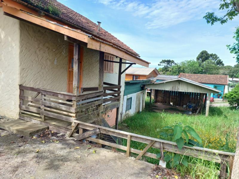 Casa à venda com 2 quartos, 148m² - Foto 3