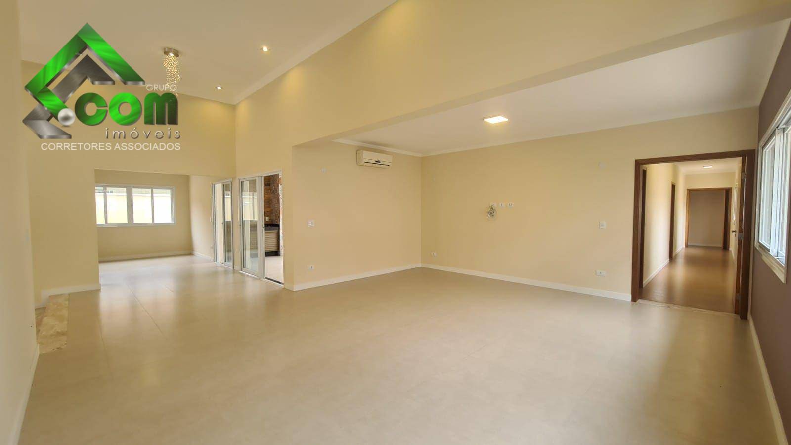 Casa à venda com 3 quartos, 323m² - Foto 7