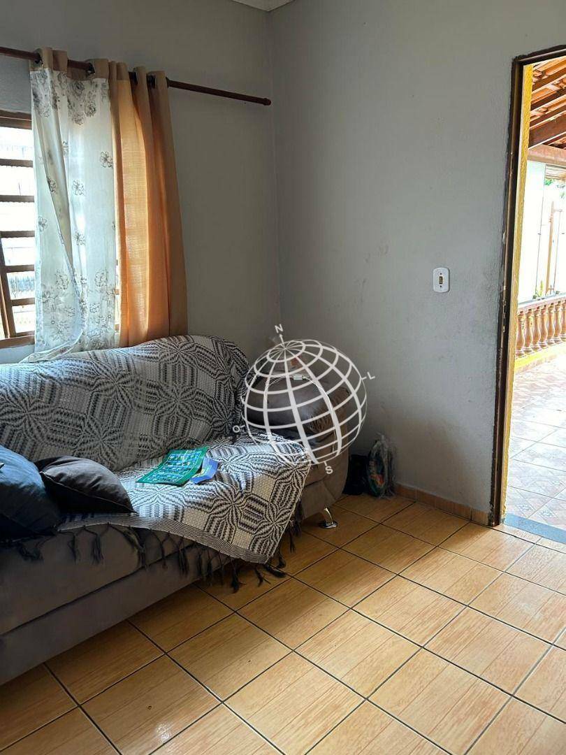 Casa à venda com 2 quartos, 120m² - Foto 8