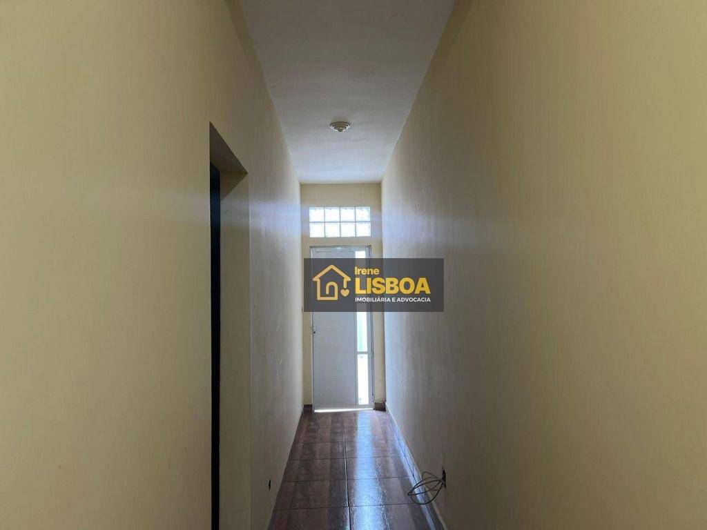 Sobrado à venda com 3 quartos, 120m² - Foto 4