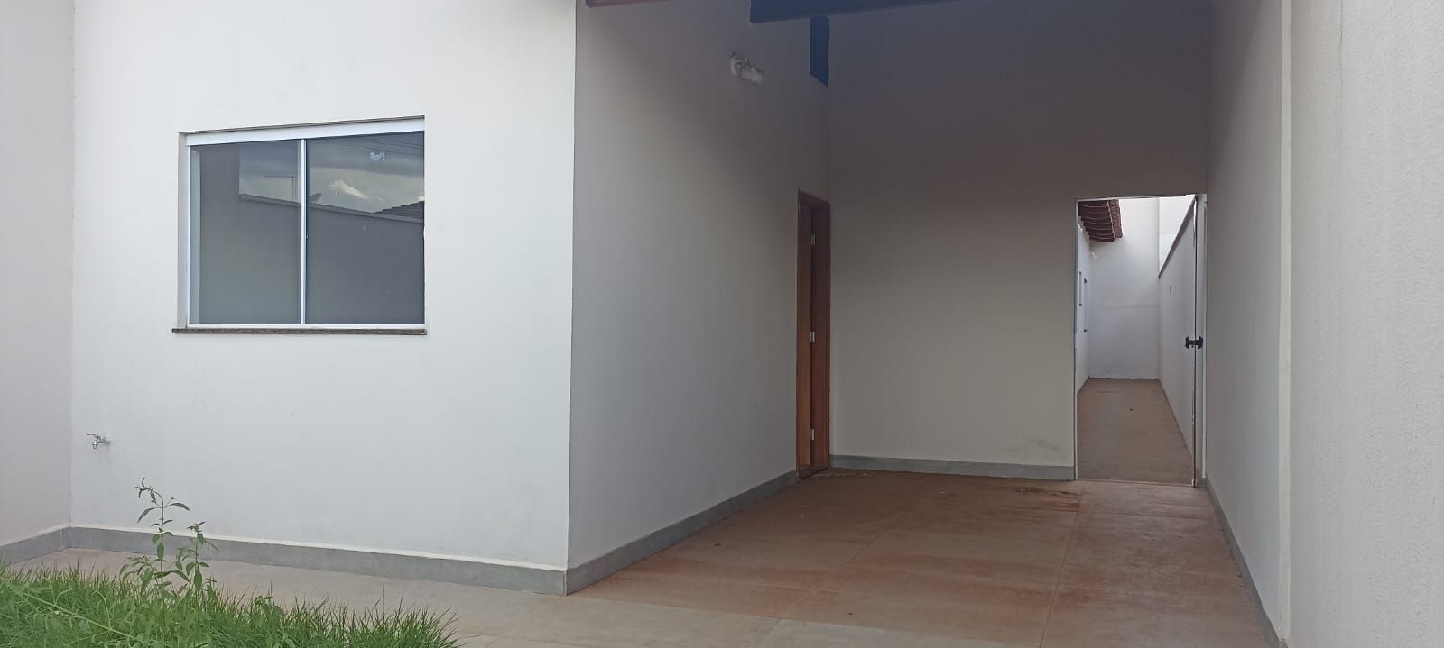 Casa à venda com 3 quartos, 113m² - Foto 2