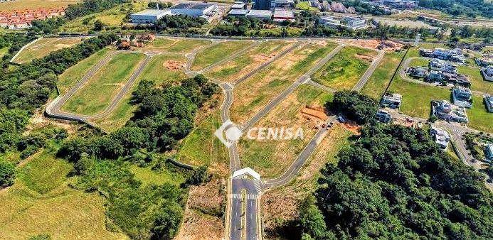 Casa de Condomínio à venda com 3 quartos, 191m² - Foto 2