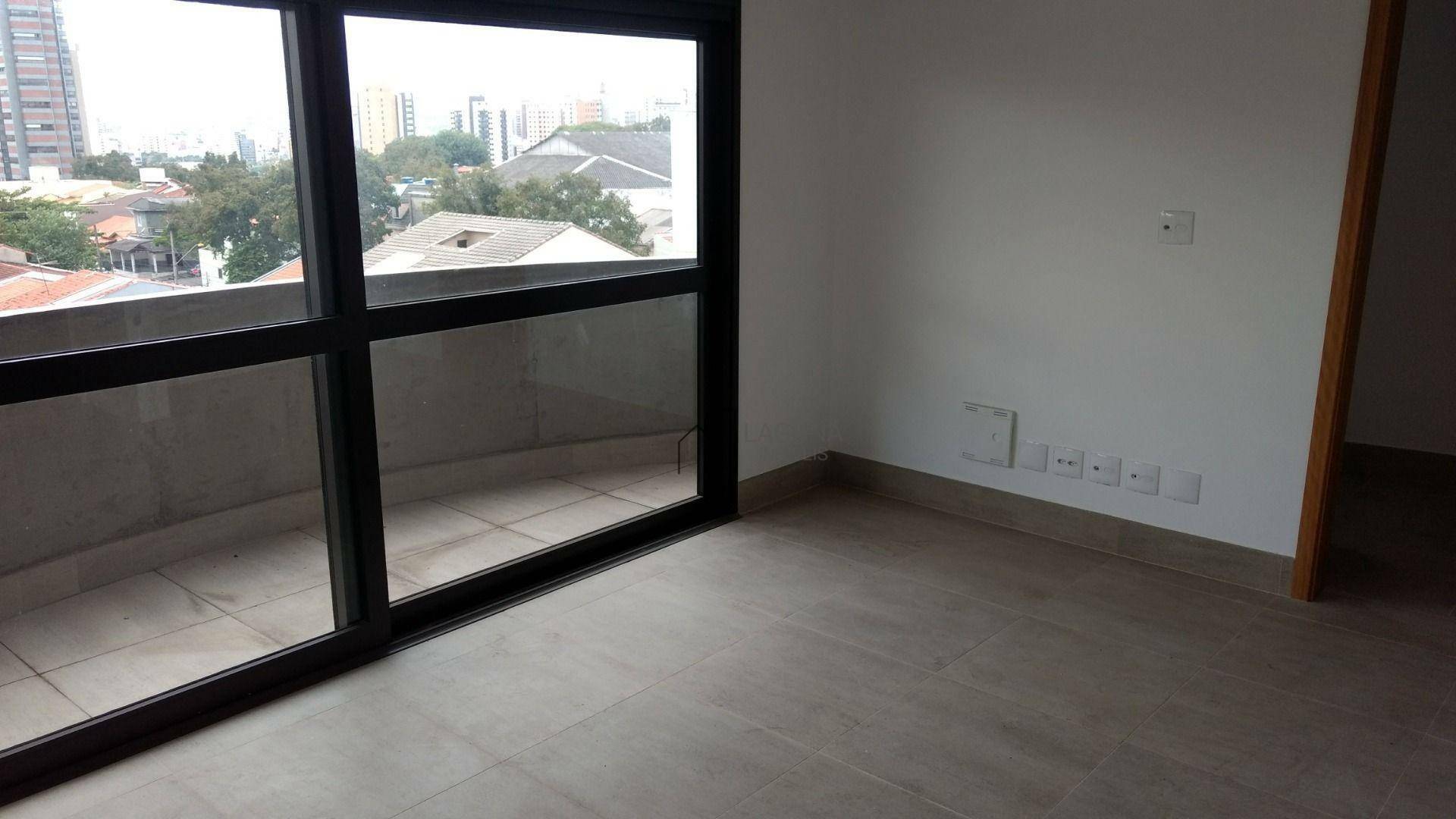 Apartamento à venda com 3 quartos, 155m² - Foto 6