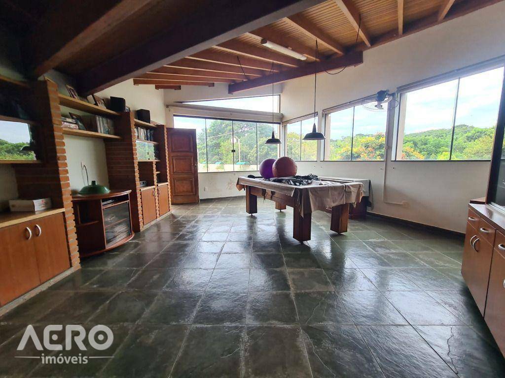Casa de Condomínio à venda com 3 quartos, 400m² - Foto 28