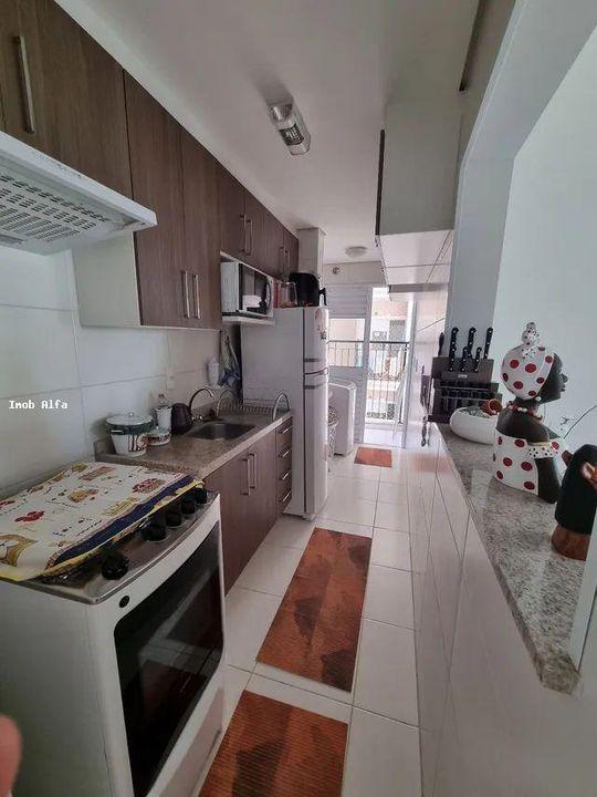 Apartamento à venda com 2 quartos, 60m² - Foto 3