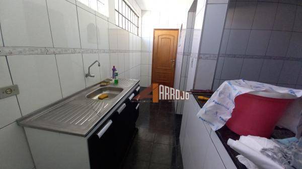 Sobrado à venda com 2 quartos, 95m² - Foto 8