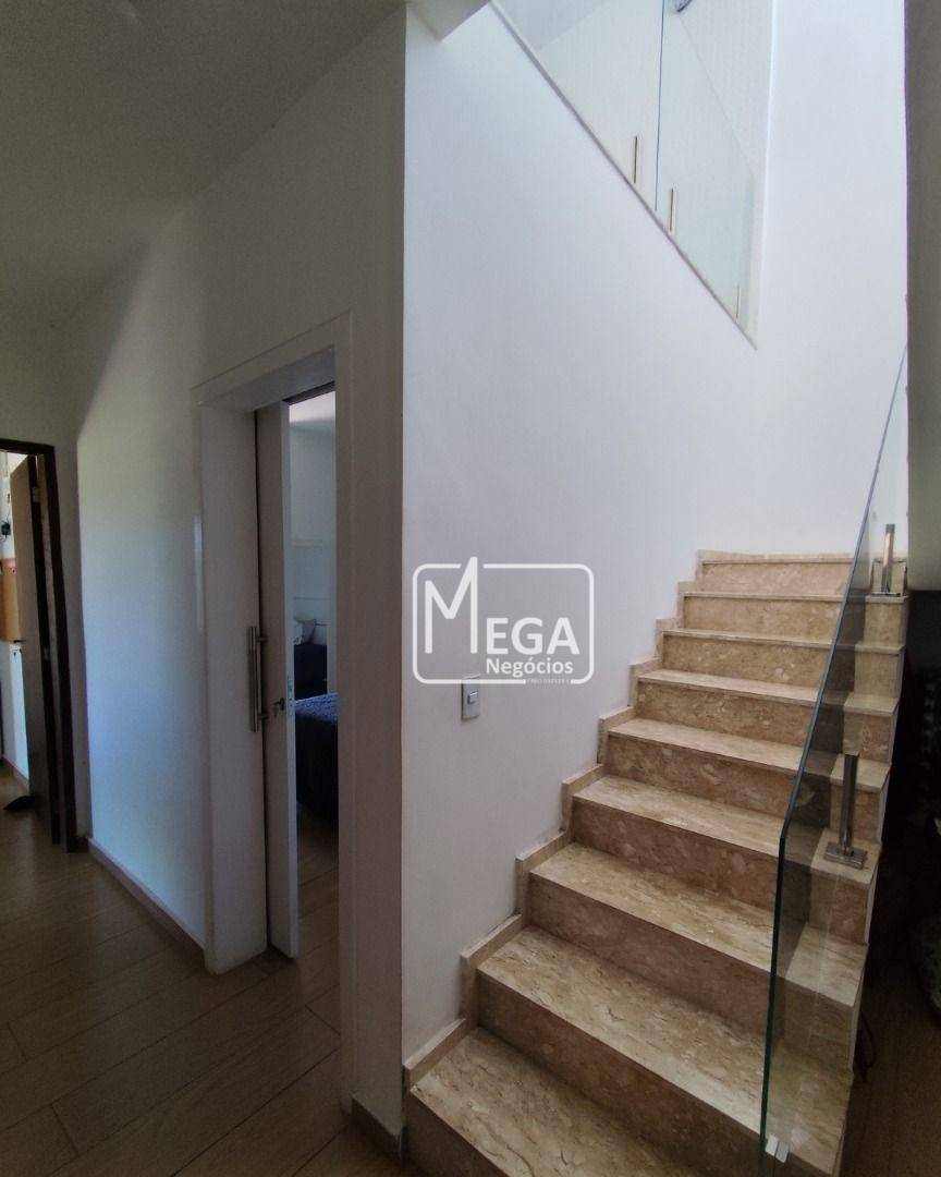 Casa à venda com 3 quartos, 104m² - Foto 2