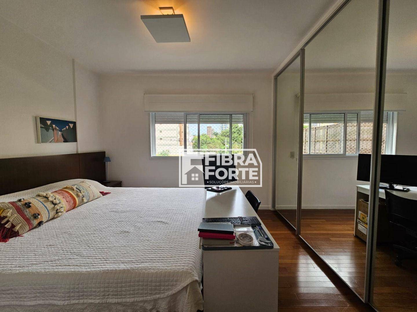 Apartamento para alugar com 3 quartos, 136m² - Foto 8