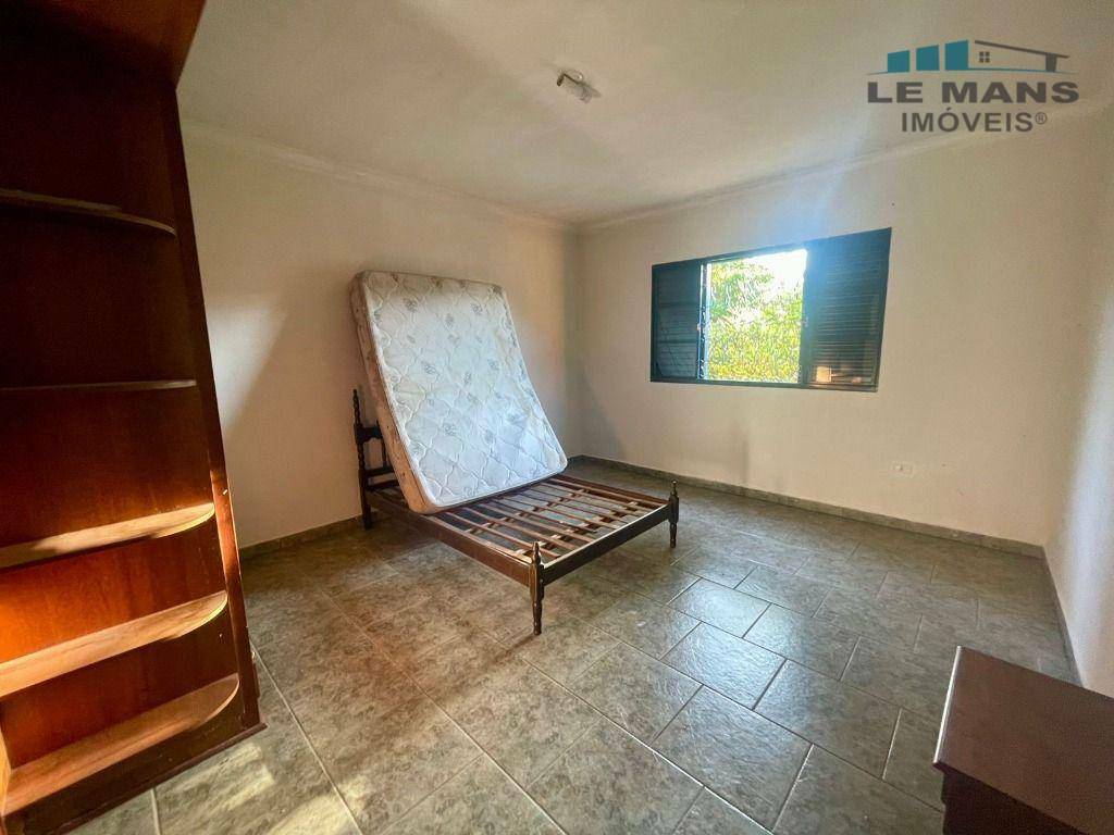 Chácara à venda com 3 quartos, 208m² - Foto 25