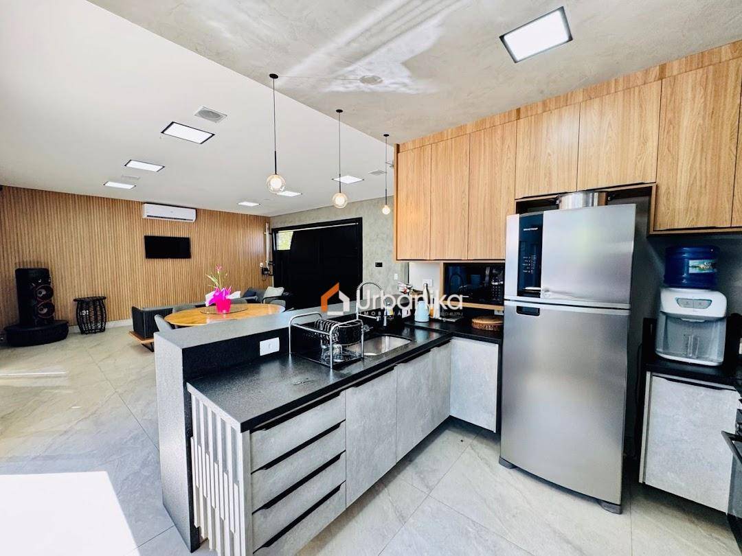 Casa, 2 quartos, 223 m² - Foto 2